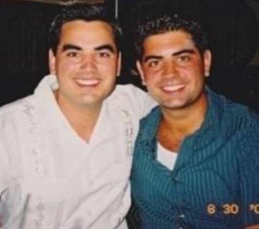 Steve Villanueva with his brother, Sergio Villanueva.